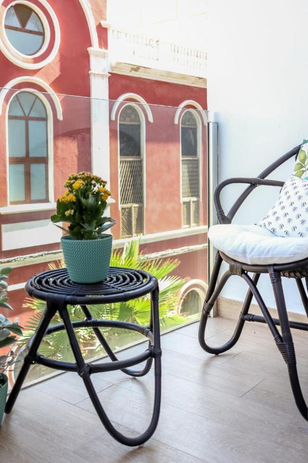 Flatguest Blue Sea - Canteras Beach - Balcony لاس بالماس دي غران كاناريا المظهر الخارجي الصورة