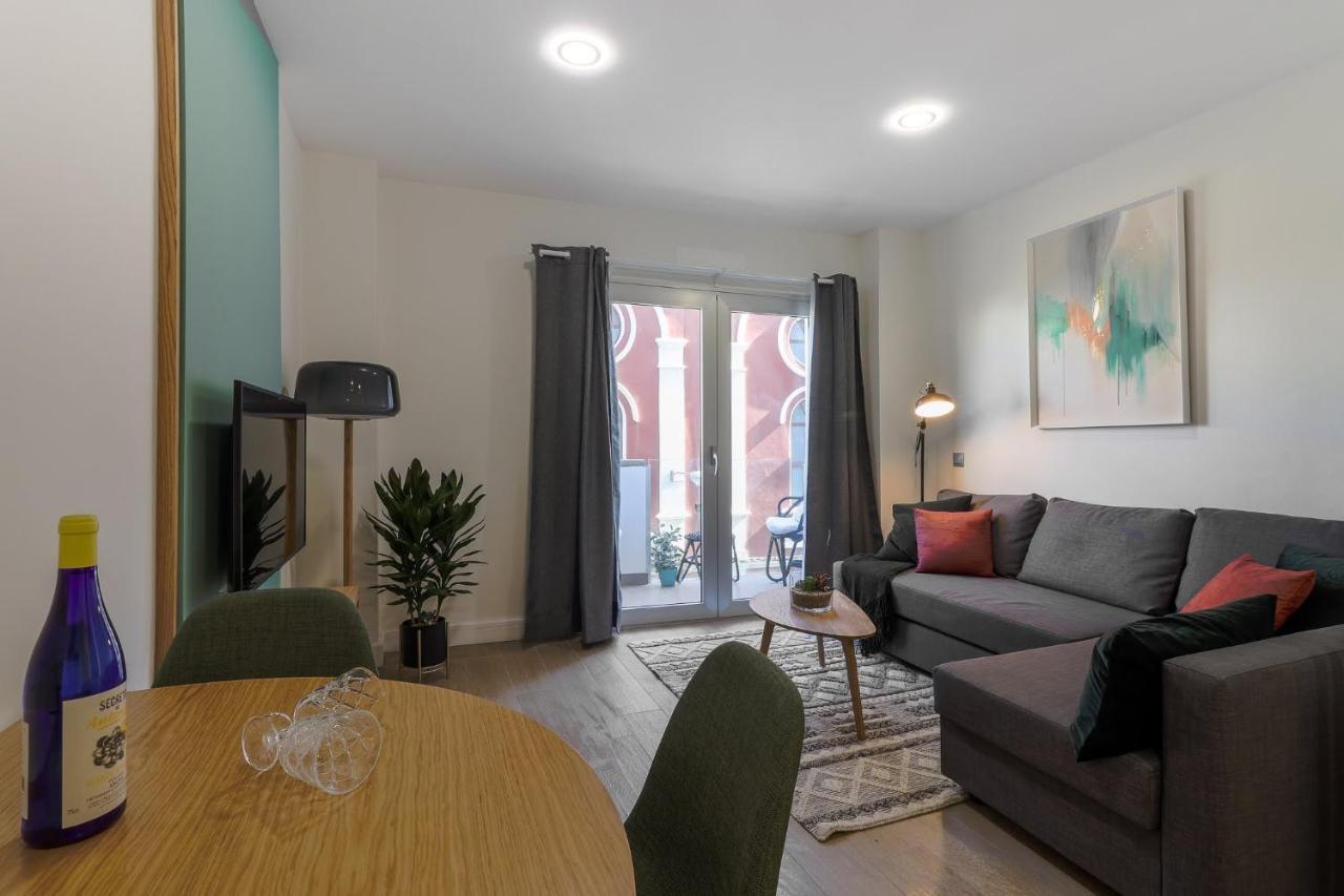Flatguest Blue Sea - Canteras Beach - Balcony لاس بالماس دي غران كاناريا المظهر الخارجي الصورة